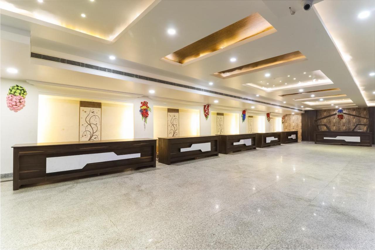 Capital O 15422 Shiva Inn Ουνάο Εξωτερικό φωτογραφία
