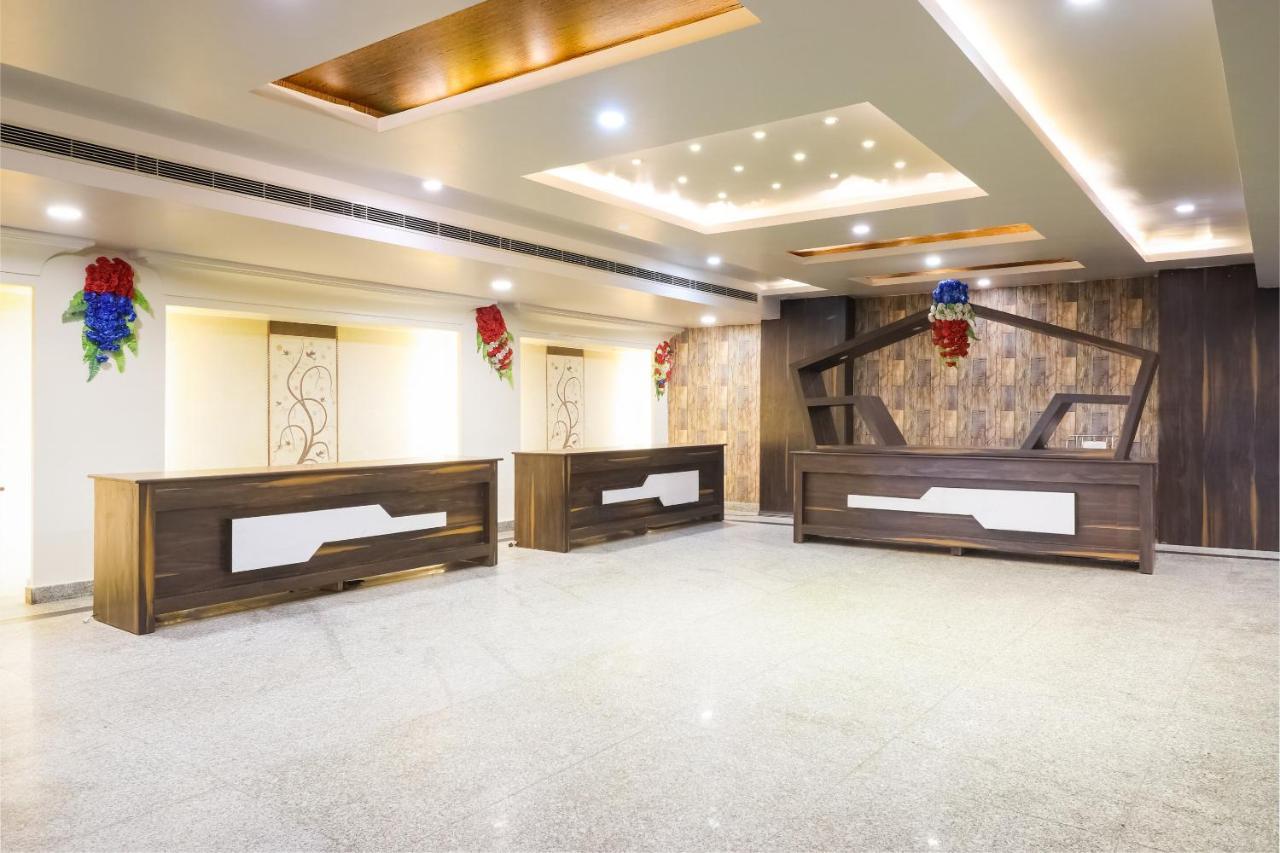 Capital O 15422 Shiva Inn Ουνάο Εξωτερικό φωτογραφία