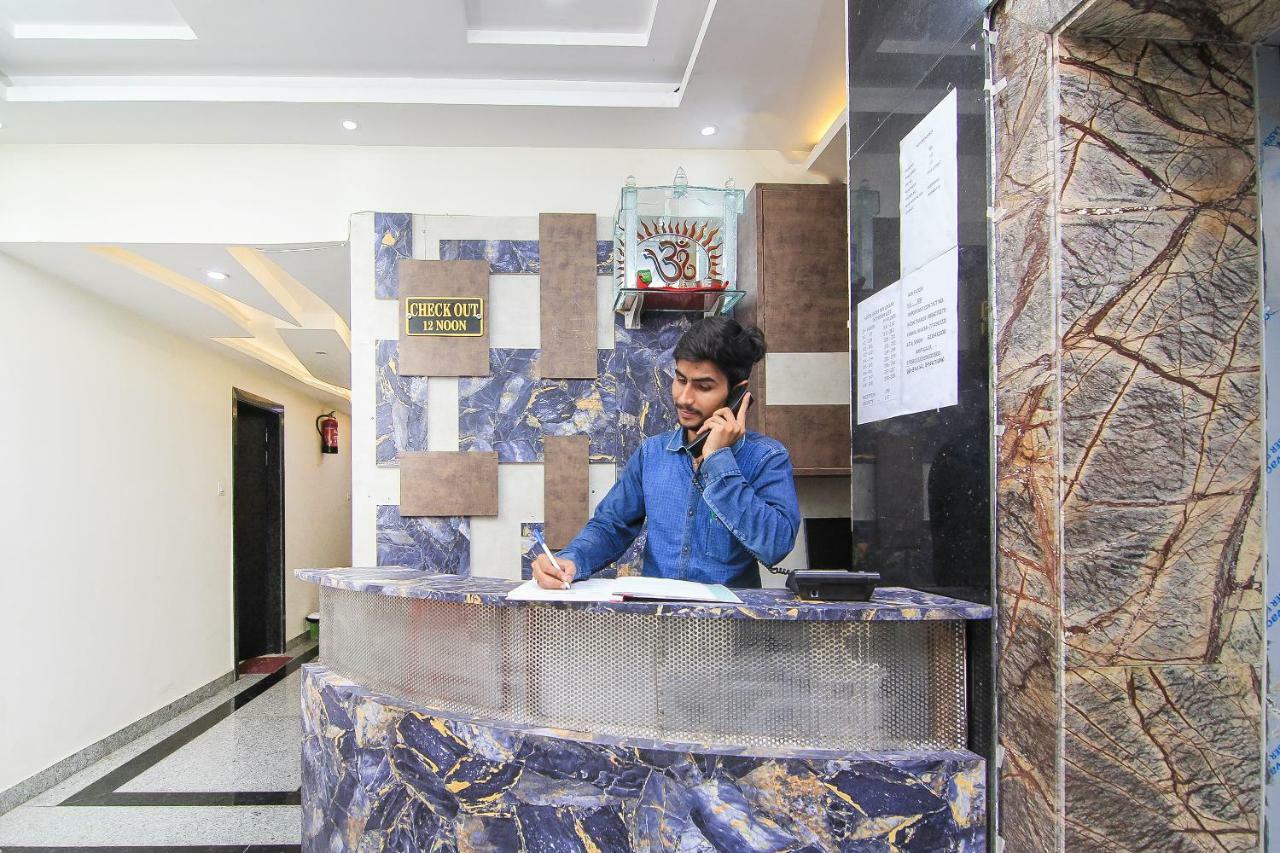 Capital O 15422 Shiva Inn Ουνάο Εξωτερικό φωτογραφία