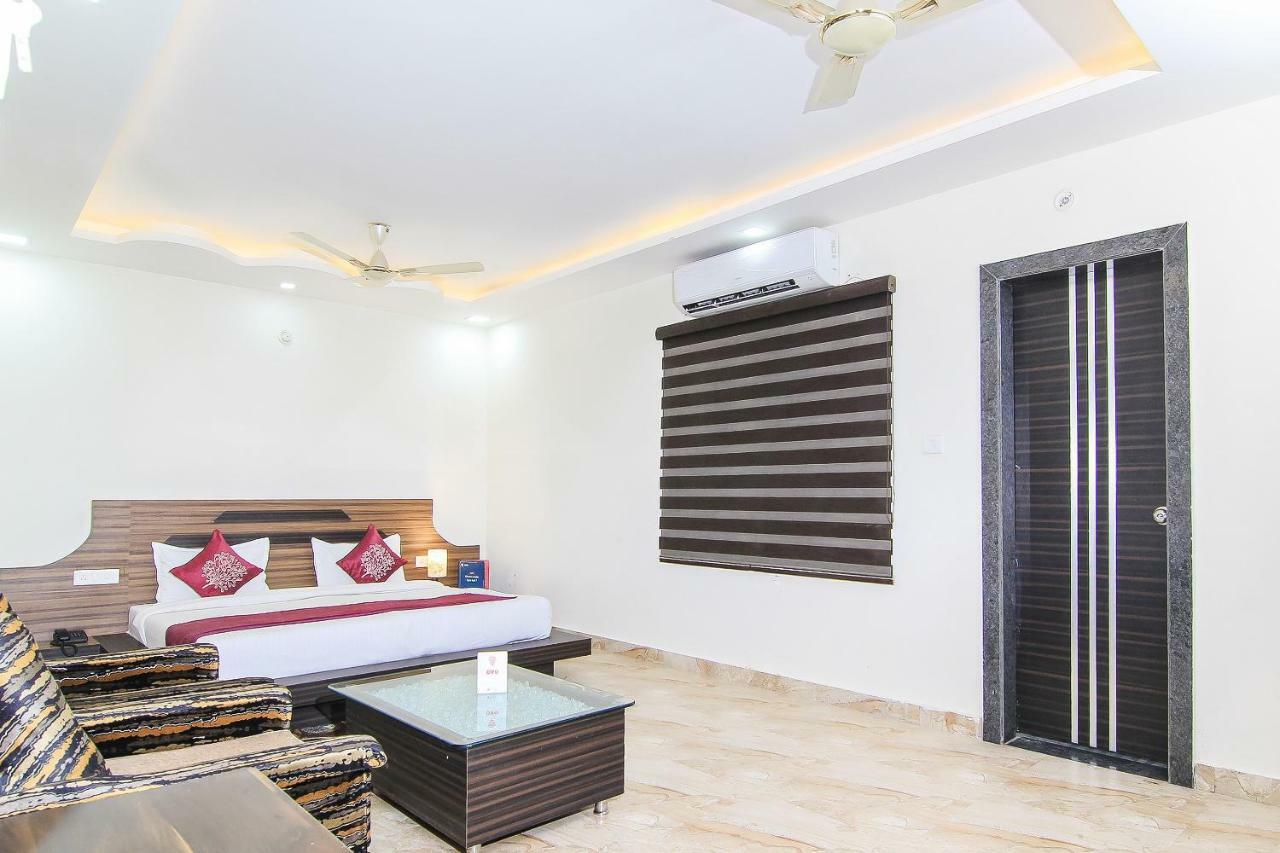 Capital O 15422 Shiva Inn Ουνάο Εξωτερικό φωτογραφία