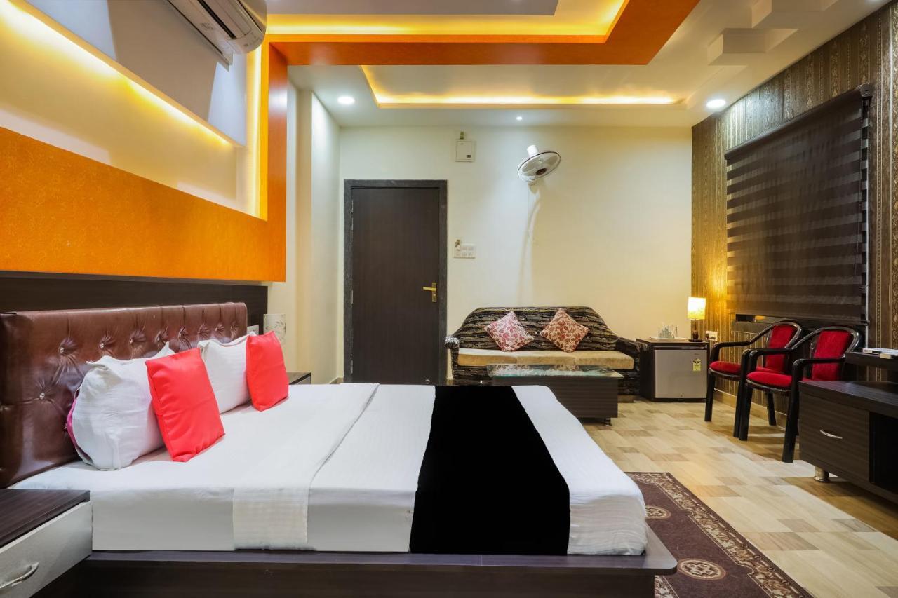 Capital O 15422 Shiva Inn Ουνάο Εξωτερικό φωτογραφία